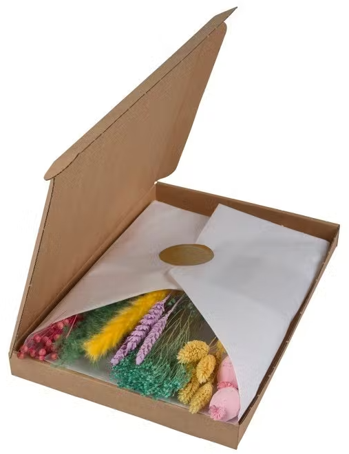 Droogbloemen in brievenbusdoos – pastel